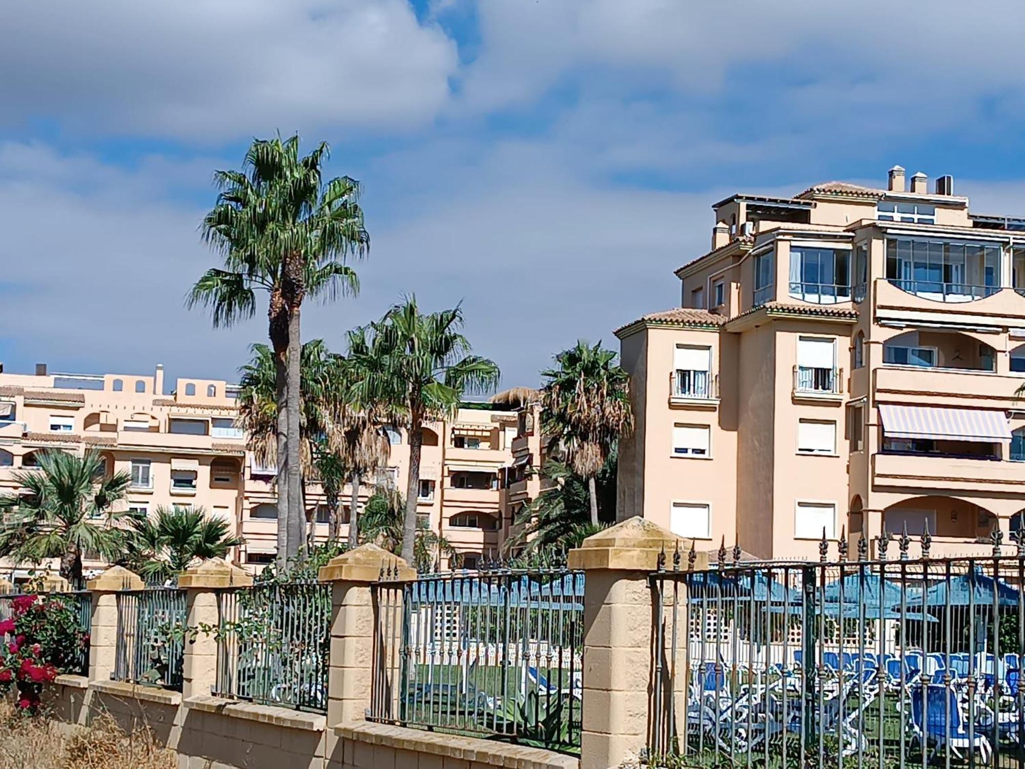 Dos Soles - Only 100 Meters From Beach Torremolinos Exterior photo